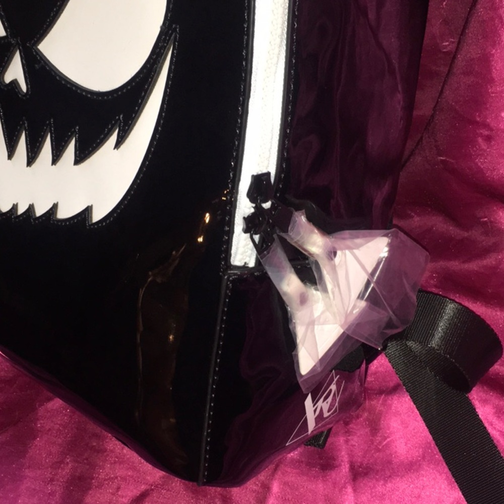 Pumpkin Backpack 🖤🎃✨🕷 - Picture 4 of 5